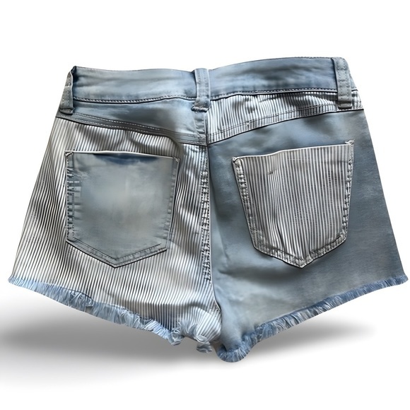 Stylish Women's Size 26 Rewash High Shorts in Los Angeles - Picture 2 of 5